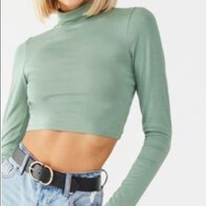 Cropped Turtleneck